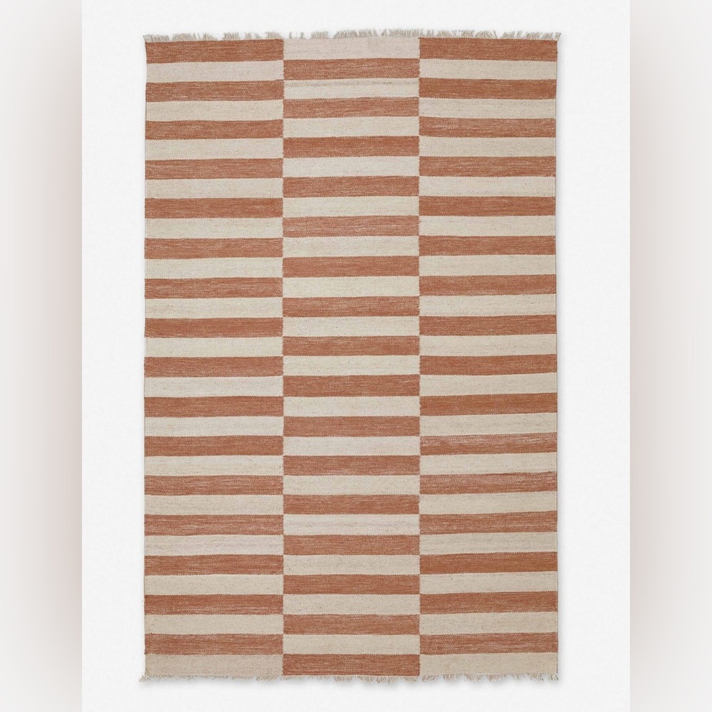 Lulu & Georgia 5x8 Nurae Area Rug
